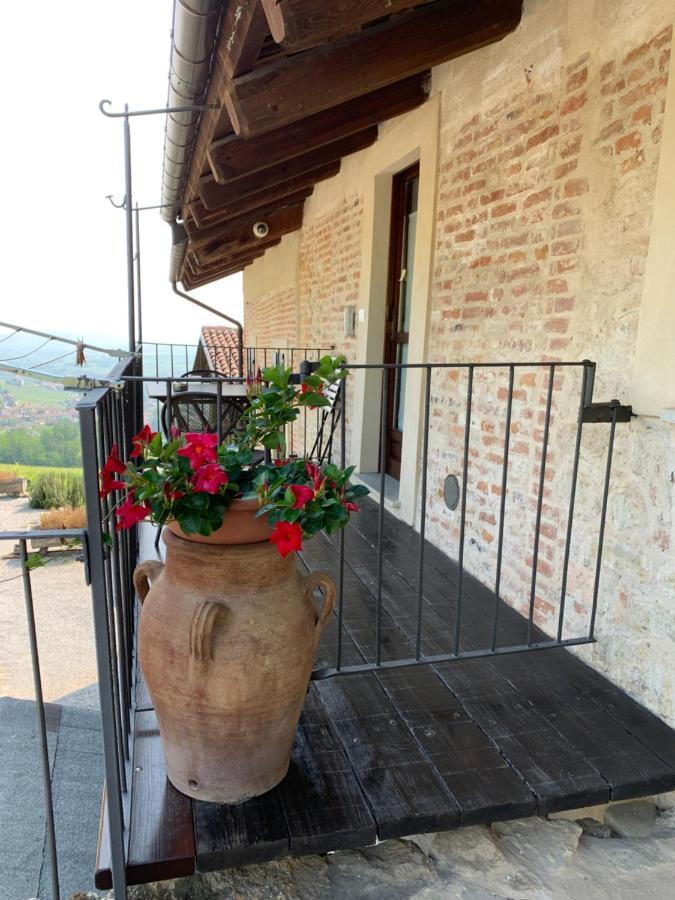 Sul Bric Dei Capalot Apartamento La Morra Exterior foto