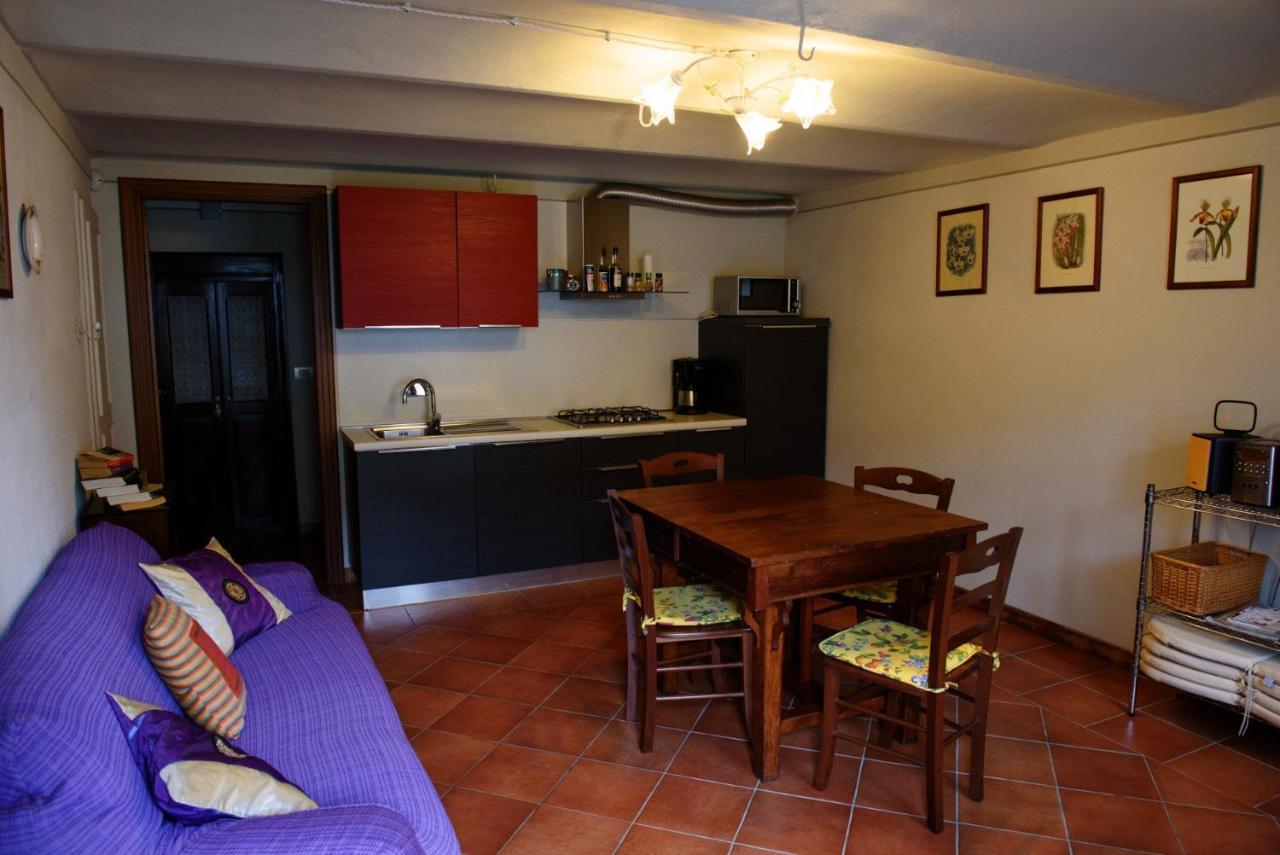 Sul Bric Dei Capalot Apartamento La Morra Exterior foto