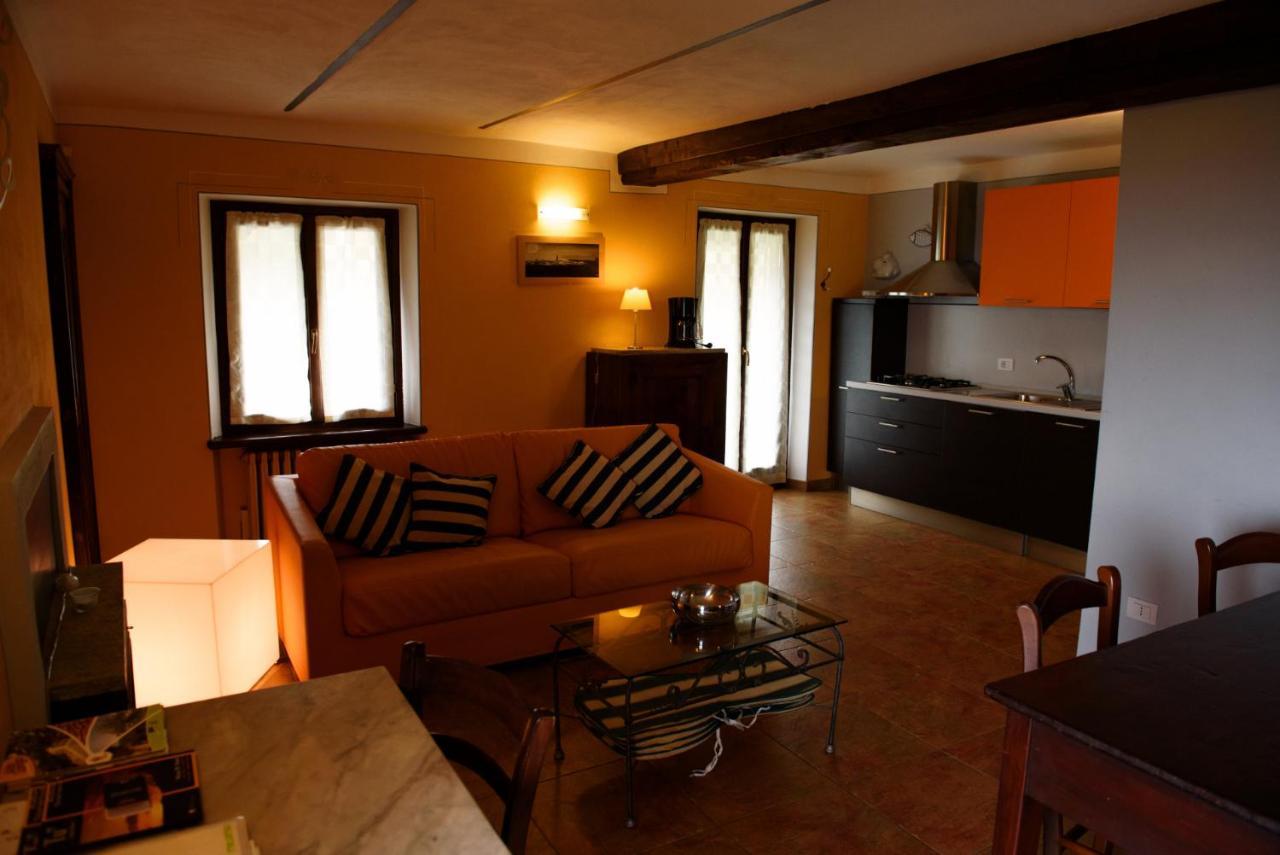 Sul Bric Dei Capalot Apartamento La Morra Exterior foto