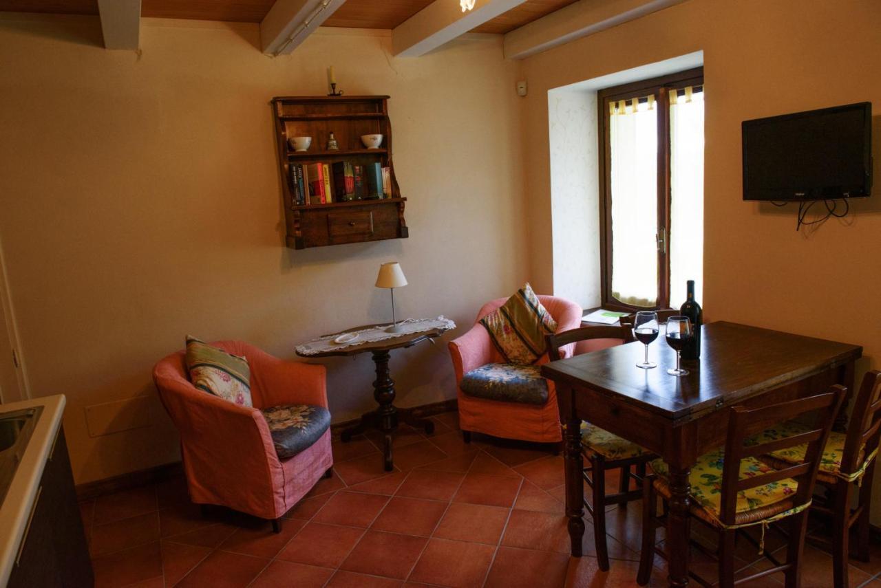 Sul Bric Dei Capalot Apartamento La Morra Exterior foto