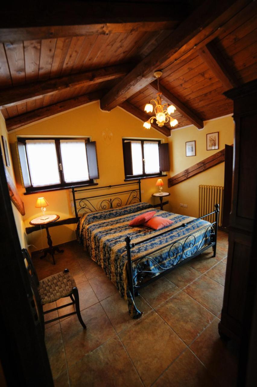 Sul Bric Dei Capalot Apartamento La Morra Exterior foto