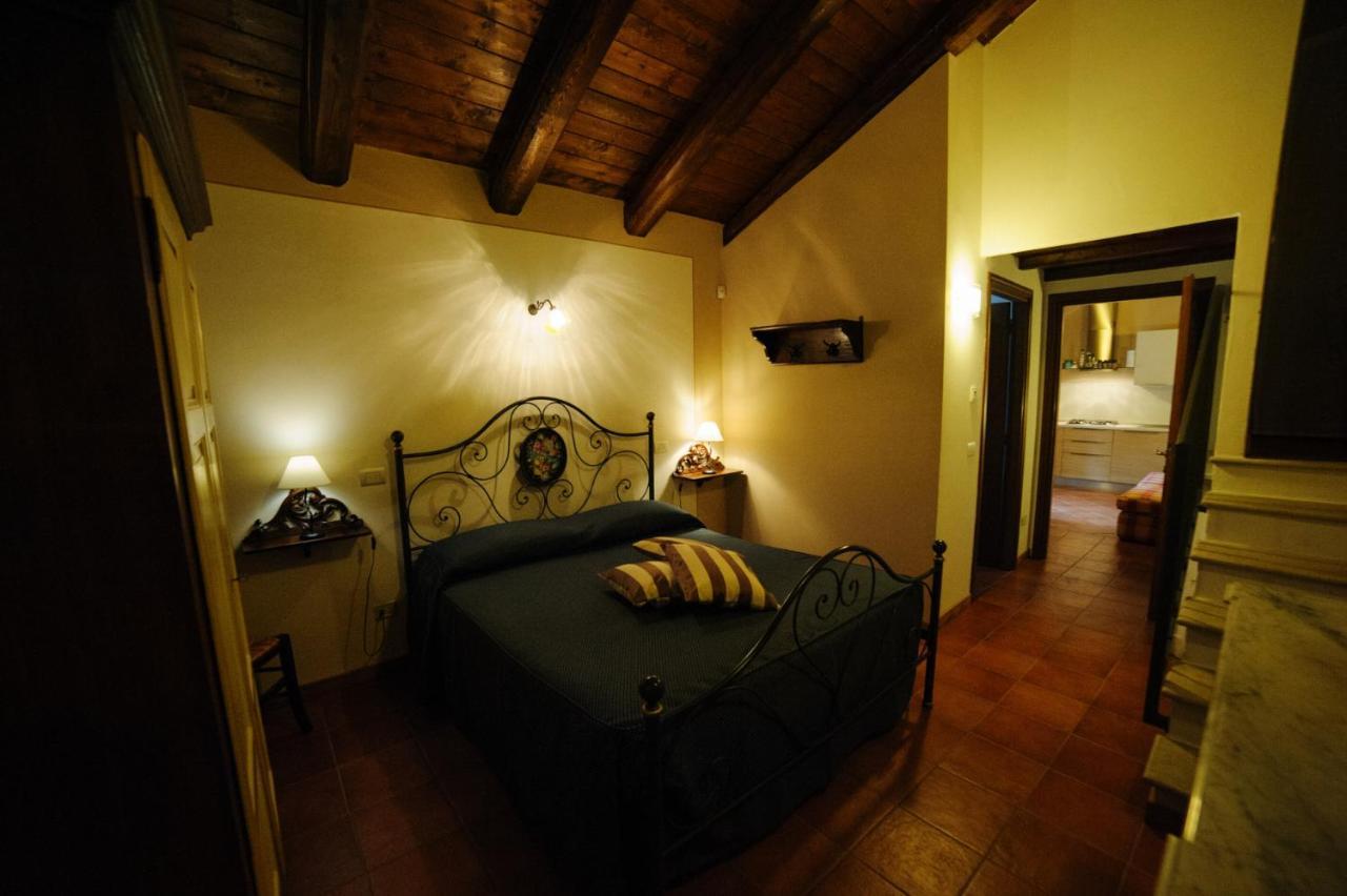 Sul Bric Dei Capalot Apartamento La Morra Exterior foto