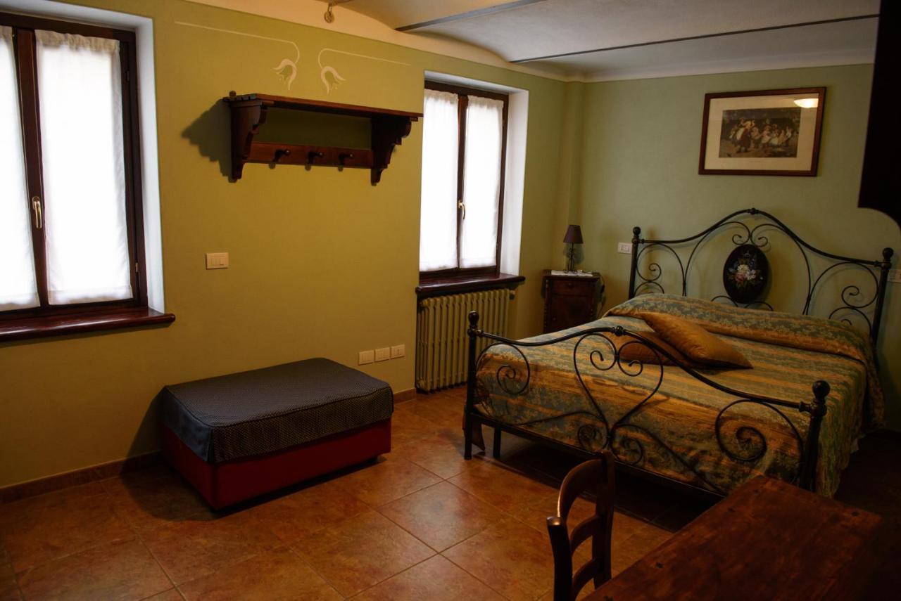 Sul Bric Dei Capalot Apartamento La Morra Exterior foto