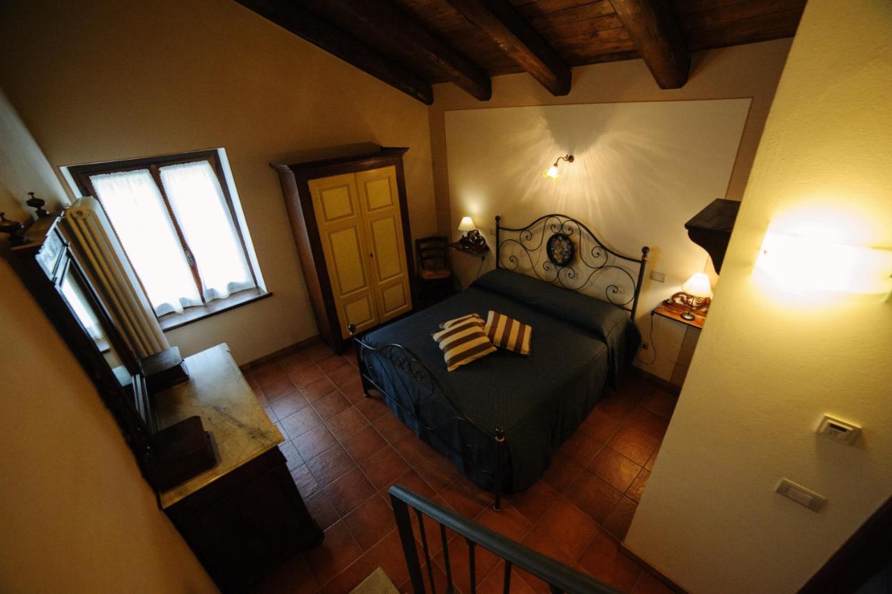 Sul Bric Dei Capalot Apartamento La Morra Exterior foto
