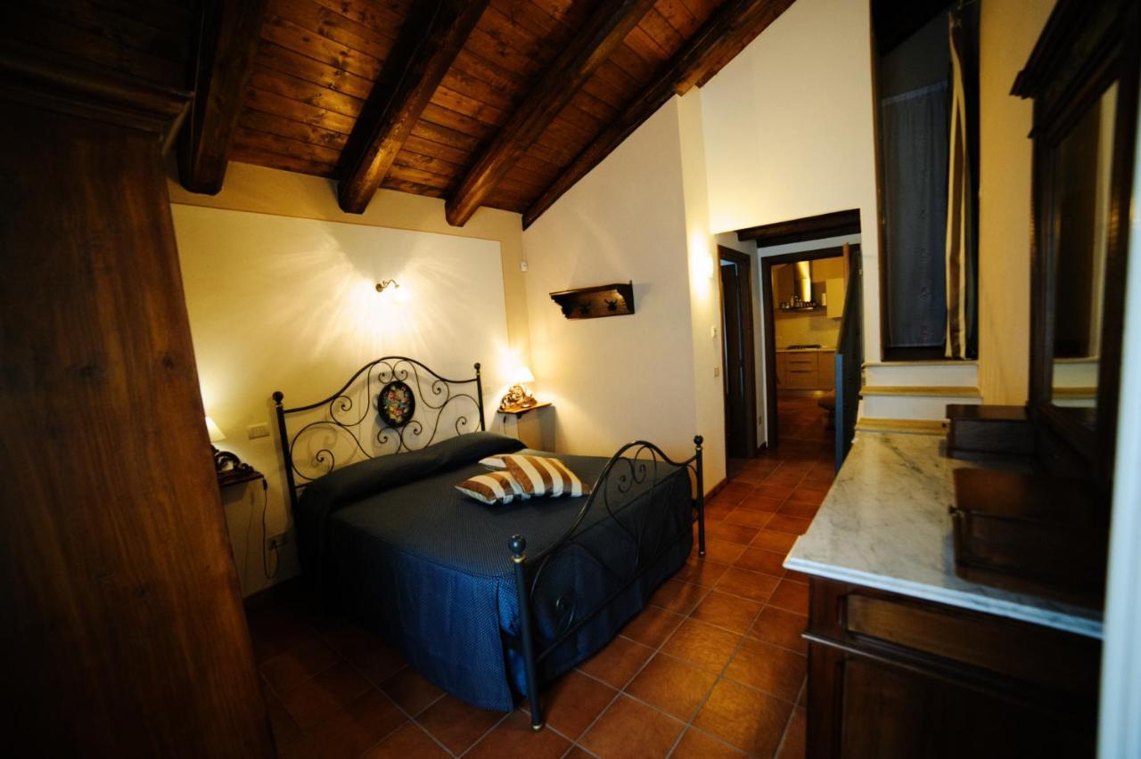 Sul Bric Dei Capalot Apartamento La Morra Exterior foto